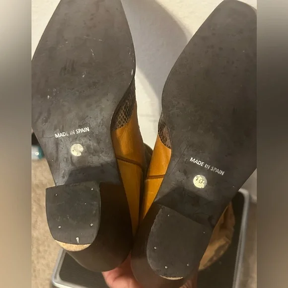 Women’s Two-Tone Brown Western Boot - Picture 7 of 7